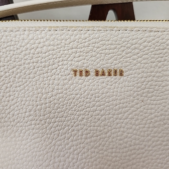 Ted Baker purse - Picture 2 of 6